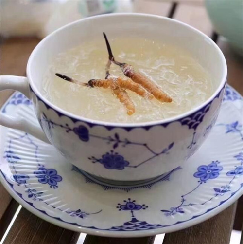小孩吃冬蟲夏草怎么辦？