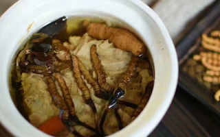 鴨子冬蟲夏草怎么煲湯好？掌握 3 個關(guān)鍵，燉出鮮醇滋補靚湯